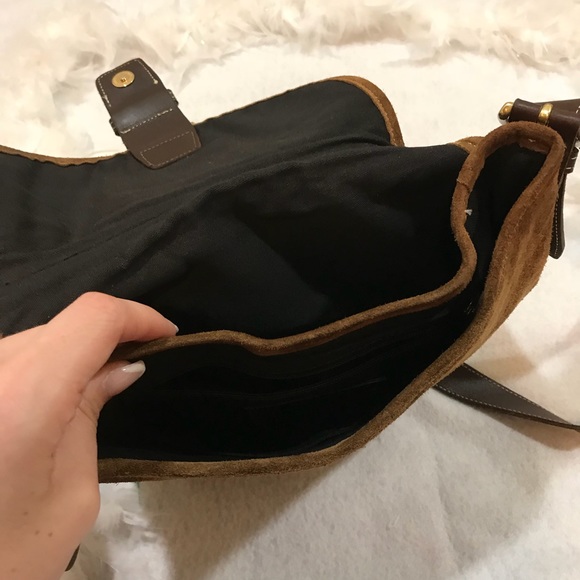 Suede Coach - Picture 5 of 5